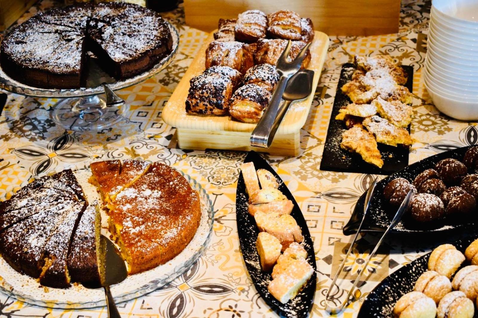 Hotel Miramare - Spa & Suites - Free Breakfast & Brunch Until 13-00 تّشيرفييا المظهر الخارجي الصورة